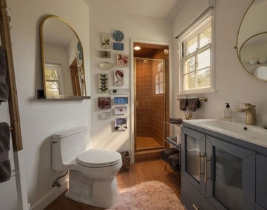 13166 Valley Vista Boulevard - Photo Thumbnail 23