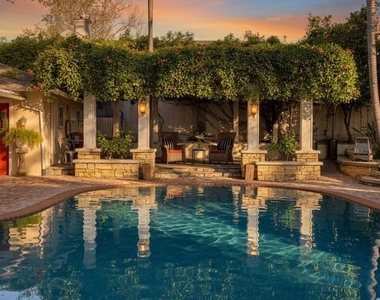 13166 Valley Vista Boulevard - Photo Thumbnail 4