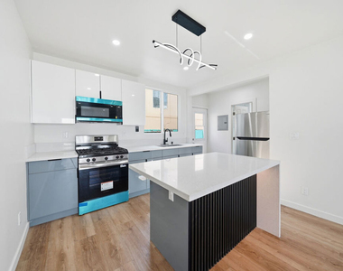 3020 W 12th Street - Photo Thumbnail 3