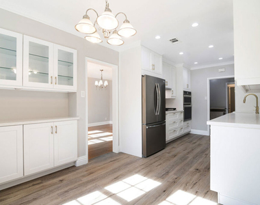 6201 W 5th Street - Photo Thumbnail 13