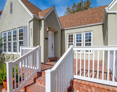 6201 W 5th Street - Photo Thumbnail 3