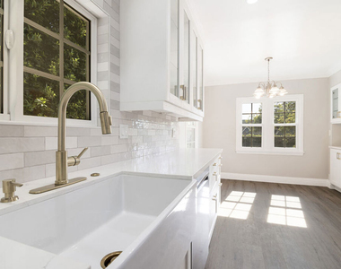 6201 W 5th Street - Photo Thumbnail 15