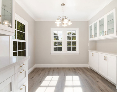 6201 W 5th Street - Photo Thumbnail 11