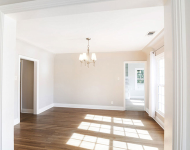 6201 W 5th Street - Photo Thumbnail 8