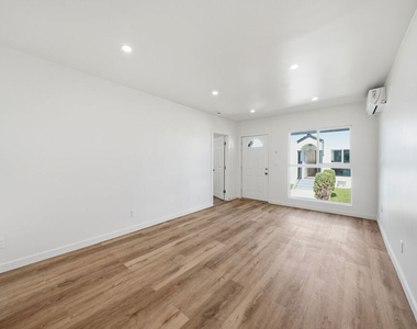 3020 W 12th Street - Photo Thumbnail 1