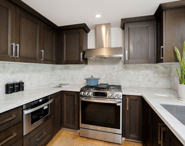10523 Ashton Avenue - Photo Thumbnail 14