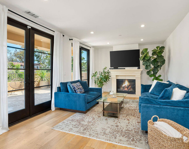 10523 Ashton Avenue - Photo Thumbnail 5