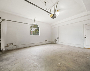 4144 Colfax Avenue - Photo Thumbnail 59