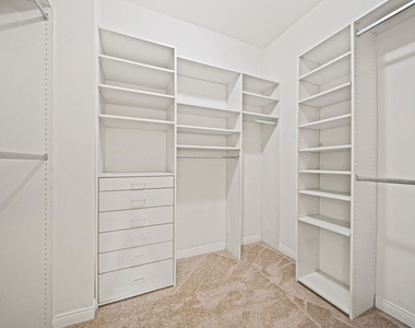 4144 Colfax Avenue - Photo Thumbnail 40