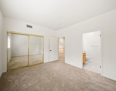 4144 Colfax Avenue - Photo Thumbnail 47