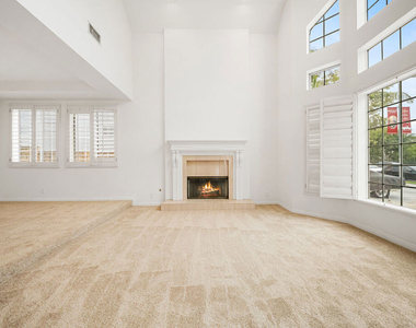 4144 Colfax Avenue - Photo Thumbnail 2