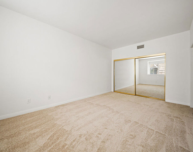 4144 Colfax Avenue - Photo Thumbnail 44