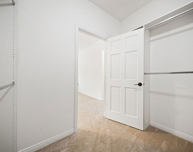 4144 Colfax Avenue - Photo Thumbnail 39