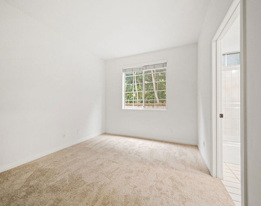 4144 Colfax Avenue - Photo Thumbnail 28