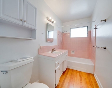 827 Lincoln Boulevard - Photo Thumbnail 6