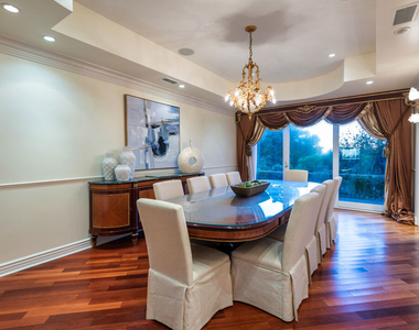 1915 Loma Vista Drive - Photo Thumbnail 10
