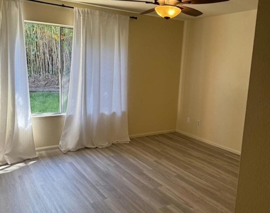 11195 Madrigal St - Photo Thumbnail 11