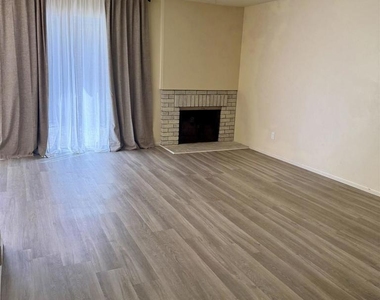 11195 Madrigal St - Photo Thumbnail 1