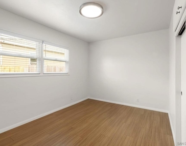 4233 Pepper Dr - Photo Thumbnail 17