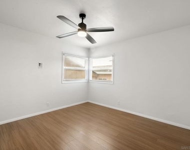 4233 Pepper Dr - Photo Thumbnail 9