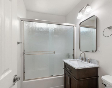 4233 Pepper Dr - Photo Thumbnail 14