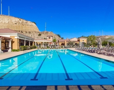 9240 Piantino Way - Photo Thumbnail 40