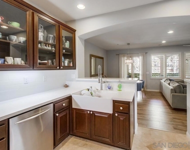 9240 Piantino Way - Photo Thumbnail 11