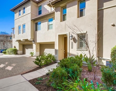9240 Piantino Way - Photo Thumbnail 3
