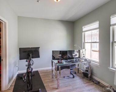 9240 Piantino Way - Photo Thumbnail 27