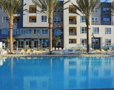 6050 Radiant Court #202 - Photo Thumbnail 8
