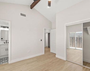 9412 Pike - Photo Thumbnail 20