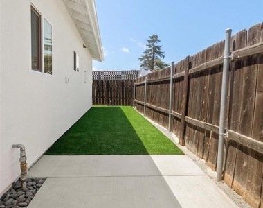 9412 Pike - Photo Thumbnail 27