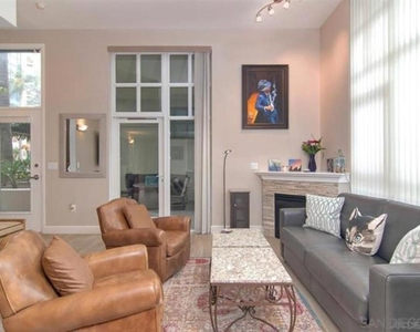 531 Front St - Photo Thumbnail 27