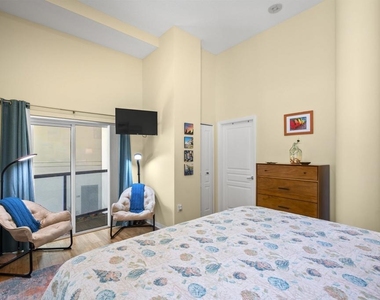 531 Front St - Photo Thumbnail 14