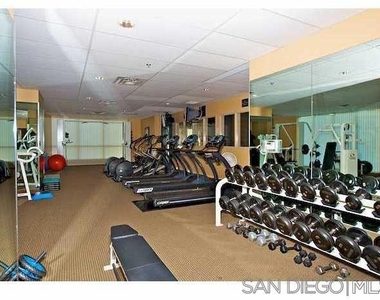 531 Front St - Photo Thumbnail 17