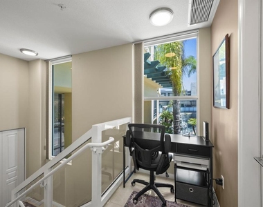 531 Front St - Photo Thumbnail 11