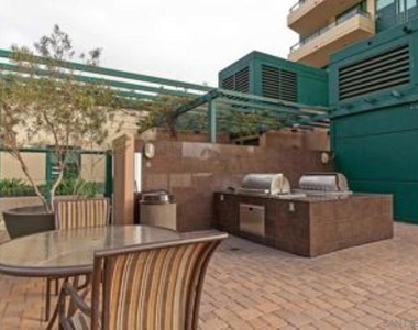 531 Front St - Photo Thumbnail 23