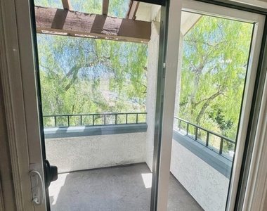 1554 Apache Drive - Photo Thumbnail 7