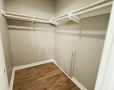 1554 Apache Drive - Photo Thumbnail 14