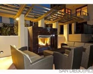 700 W E St - Photo Thumbnail 20