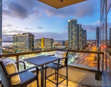 700 W E St - Photo Thumbnail 12