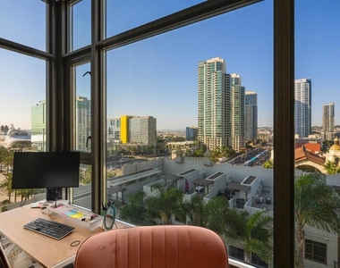 700 W E St - Photo Thumbnail 7