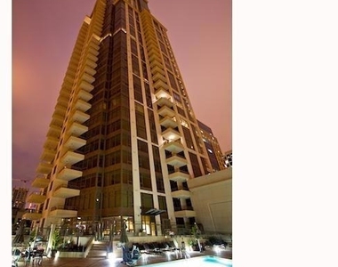 700 W E St - Photo Thumbnail 14