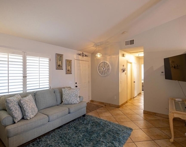 47800 Madison Street - Photo Thumbnail 8
