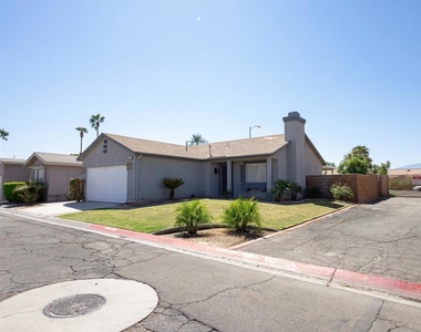 47800 Madison Street - Photo Thumbnail 3