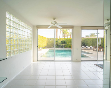 75810 Altamira Drive - Photo Thumbnail 10