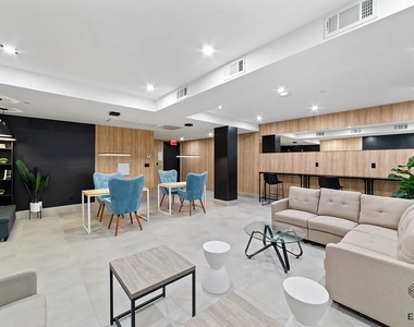 2913 Snyder Avenue - Photo Thumbnail 10