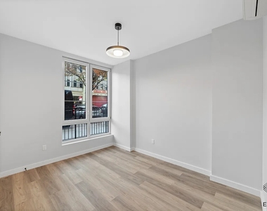 2913 Snyder Avenue - Photo Thumbnail 4