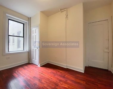 250 Fort Washington Avenue - Photo Thumbnail 4