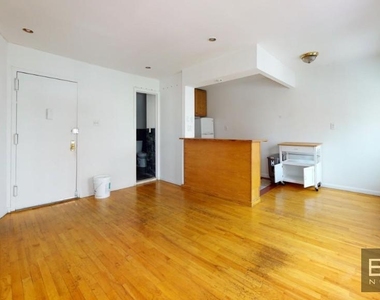 East 12th Street - Photo Thumbnail 14